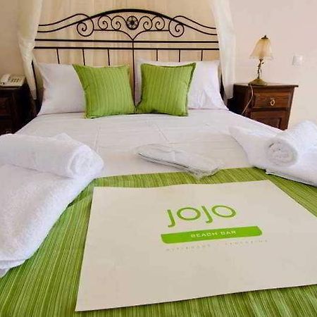 Jojo Beach Hotel & Bar Agios Georgios  エクステリア 写真